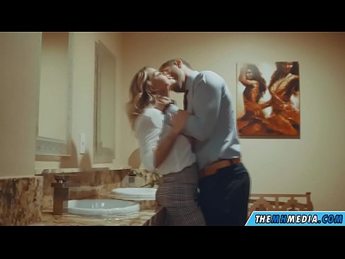 ❤️ Nuair a bhios fionn mòr gad mhealladh ann an seòmar fois poblach ️  Super porn  aig porn gd.8kpornvids.ru ️❤